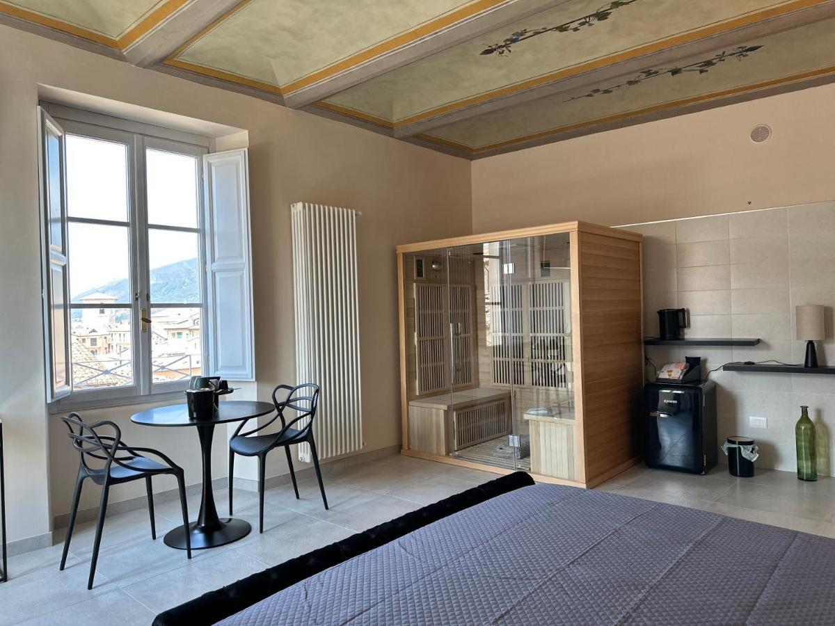 Casa Colonna - Suite Della Torre Λ' Άκουιλα Εξωτερικό φωτογραφία